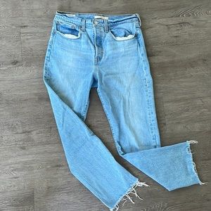 Levi’s Wedgie Straight Crop Denim